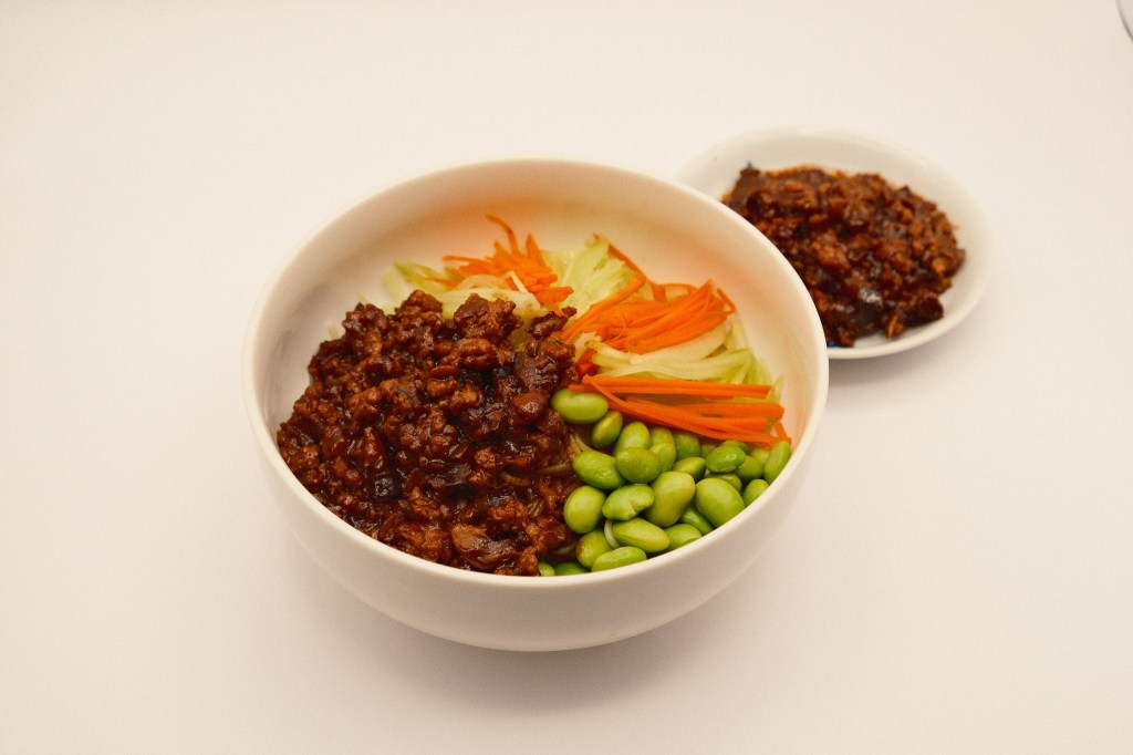 Beijing-style Zhajiang Noodle&nbsp;老北京炸酱面